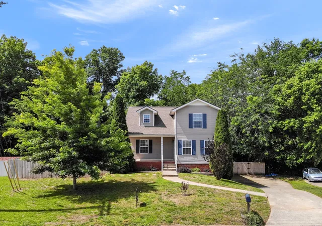 Homes for sale in Clarksville, TN | 907 Sugarcane Way, Clarksville, TN 37040 | MLS# 3208358