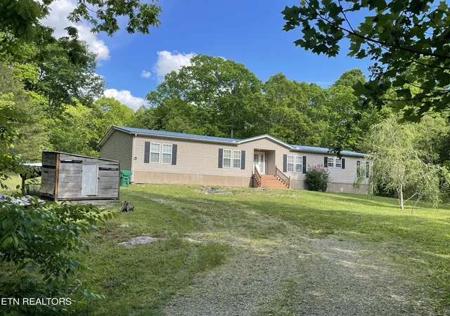 Photo 2 of Single family home for sale at 133 Thompson Rd, Crossville, TN 38571 | MLS# 3208076 | Listing updated on 2026-08-28