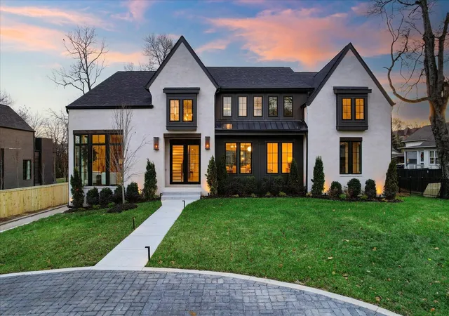2nd image of 935 Battery Ln, Nashville, TN 37220 | MLS# 3211078