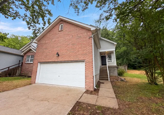 1st image of 4046 Farmingham Woods Dr, Hermitage, TN 37076 | MLS# 3208194