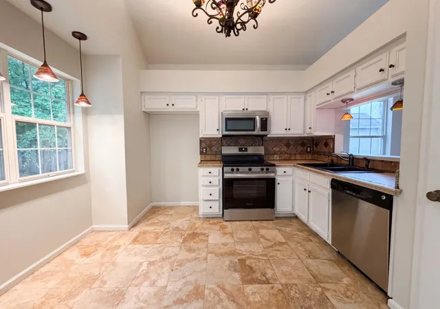 2nd image of 4046 Farmingham Woods Dr, Hermitage, TN 37076 | MLS# 3208194