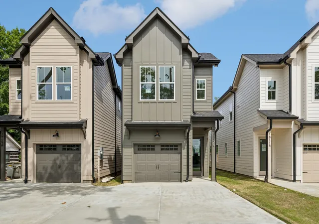 Homes for sale in Nashville, TN | 1809b Manchester Ave, Nashville, TN 37218 | MLS# 3208211