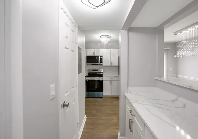 3rd image of 370 Wallace Rd, Nashville, TN 37211