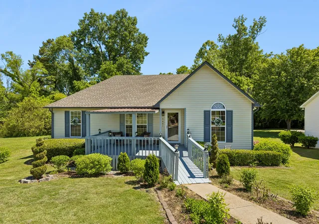 Homes for sale in Columbia, TN | 2407 Keith Dr, Columbia, TN 38401 | MLS# 3211376