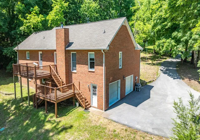Photo 4 of Sale Pending at 4446 Pratt Ln, Franklin, TN 37064 | MLS# 3216158 | Listing updated on 2026-10-16