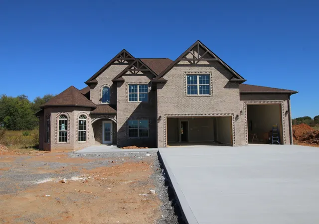 Single family home for sale at 18 Wofford Ests, Clarksville, TN 37040 | MLS# 3218151