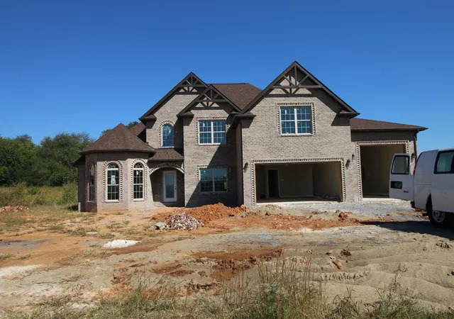 Photo 2 of Single family home for sale at 18 Wofford Ests, Clarksville, TN 37040 | MLS# 3218151 | Listing updated on 2026-10-07
