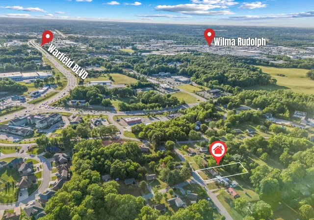 Photo 3 of Single family home for sale at 105 Bellamy Ct, Clarksville, TN 37043 | MLS# 3211513 | Listing updated on 2026-08-20