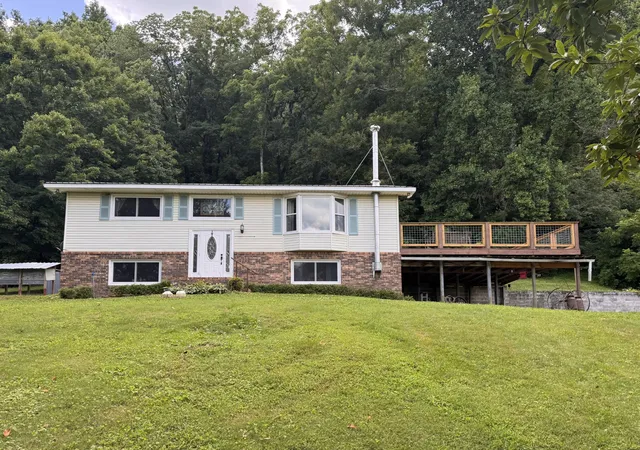 1st image of 638 Mimosa Rd, Fayetteville, TN 37334 | MLS# 3213425