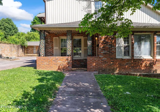 3rd image of 303 E Louise Ave, Morristown, TN 37813 | MLS# 3210893