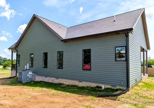Photo 3 of Single family home for sale at 364 Clyde Wix Rd, Westmoreland, TN 37186 | MLS# 3210946 | Listing updated on 2026-09-04