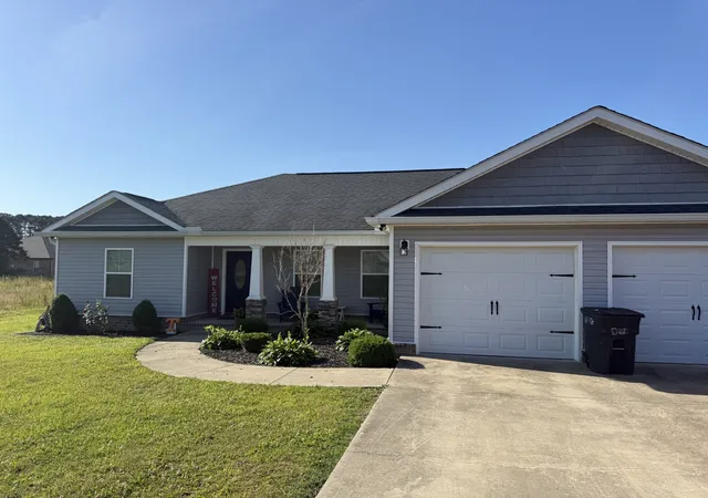Homes for sale in Loretto, TN | 622 2nd Ave S, Loretto, TN 38469 | MLS# 3211215