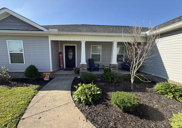 Homes for sale in Loretto, TN | 622 2nd Ave S, Loretto, TN 38469 | MLS# 3211215