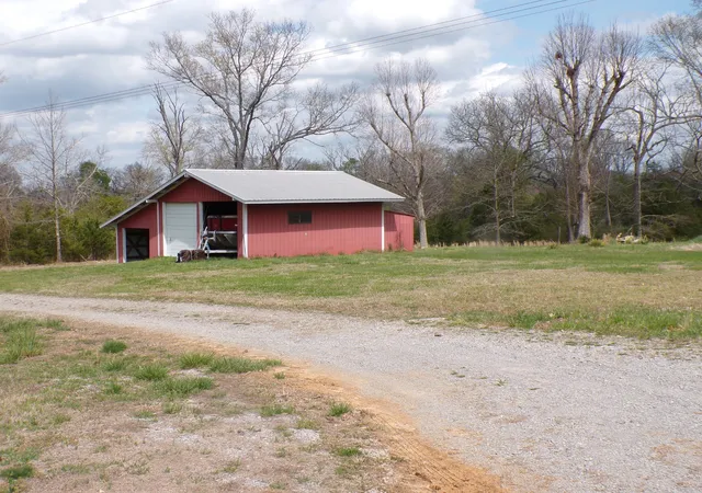 Photo 2 of Land for sale at 1053 S Ellington Pkwy, Lewisburg, TN 37091 | MLS# 3210935 | Listing updated on 2026-06-17