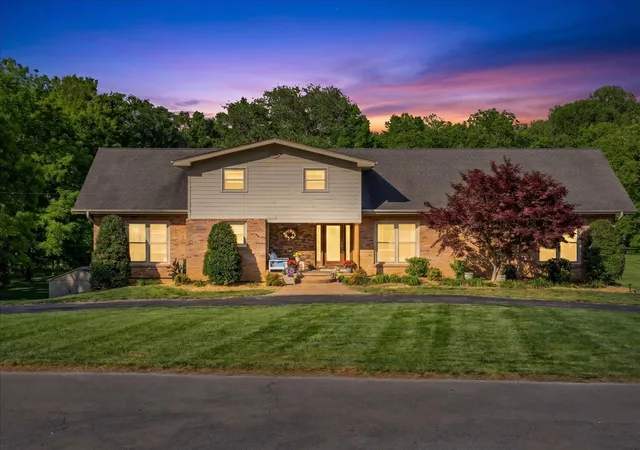 Photo 1 of Single family home for sale at 1205 Sycamore Dr, Manchester, TN 37355 | MLS# 3215231 | Listing updated on 2026-08-23