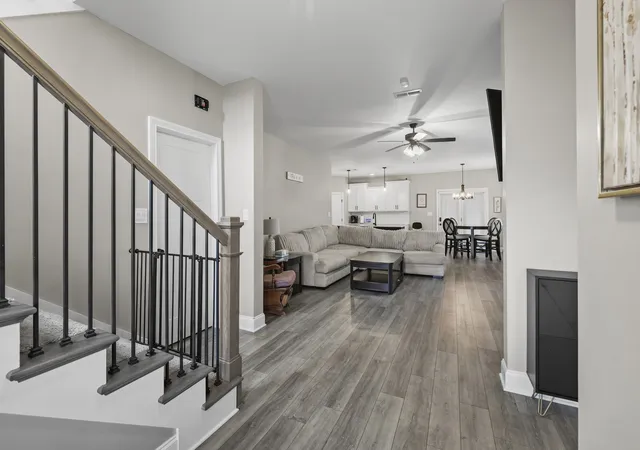 Photo 3 of Single family home for sale at 991 Cherry Blossom Ln, Clarksville, TN 37040 | MLS# 3220605 | Listing updated on 2026-08-19