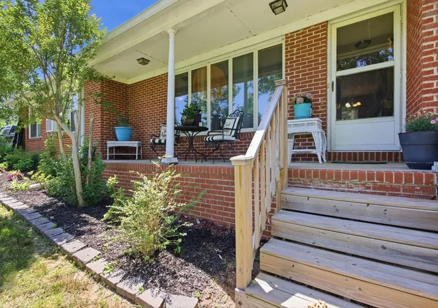 3rd image of 1057 S Ellington Pkwy, Lewisburg, TN 37091 | MLS# 3210964