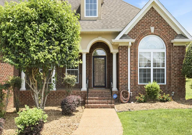 Photo 3 of Single family home for sale at 103 Lexington Dr, Lebanon, TN 37087 | MLS# 3264097 | Listing updated on 2026-08-31