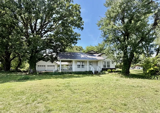 Homes for sale in Leoma, TN | 325 Rabbit Trail Rd, Leoma, TN 38468 | MLS# 3211054
