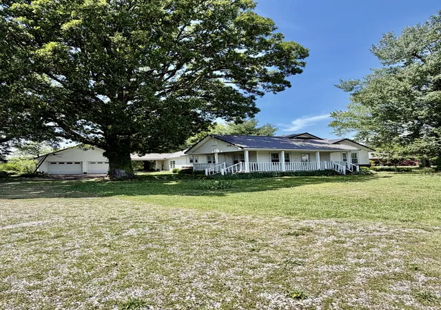 Homes for sale in Leoma, TN | 325 Rabbit Trail Rd, Leoma, TN 38468 | MLS# 3211054