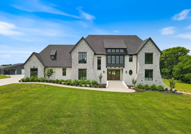 Homes for sale in Mount Juliet, TN | 2996 S Rutland Rd, Mount Juliet, TN 37122 | MLS# 3214446