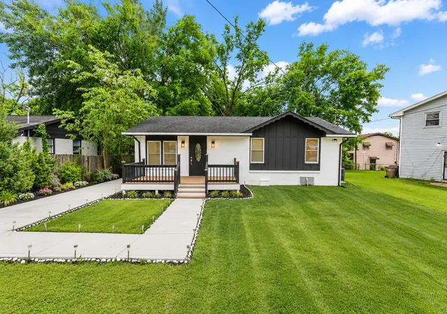 1st image of 2503 Allenwood Dr, Nashville, TN 37207 | MLS# 3211118