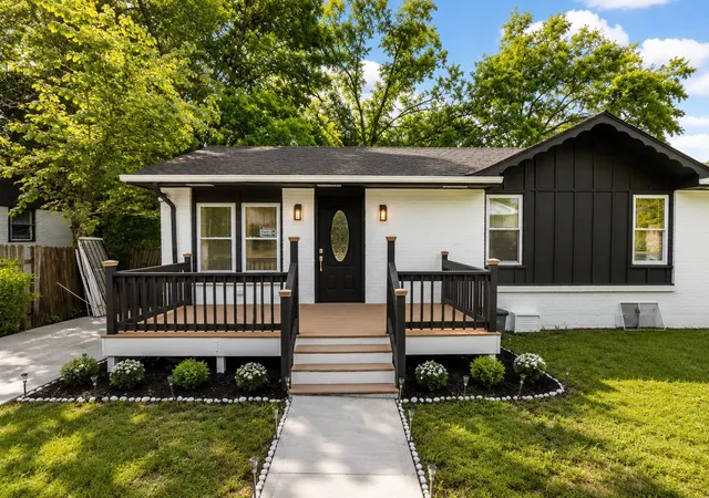 2nd image of 2503 Allenwood Dr, Nashville, TN 37207 | MLS# 3211118