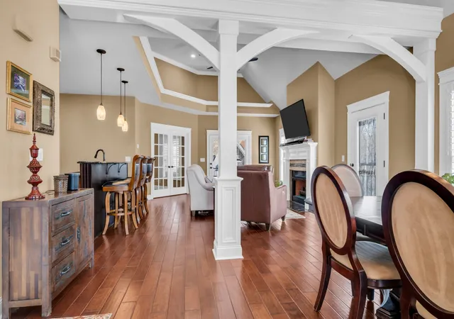 Photo 3 of Single family home for sale at 533 Summit View Cir, Clarksville, TN 37043 | MLS# 3211087 | Listing updated on 2026-09-01
