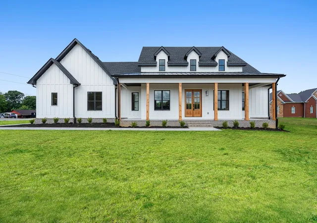 1st image of 2622 Deer Creek Ln, White House, TN 37188 | MLS# 3213792