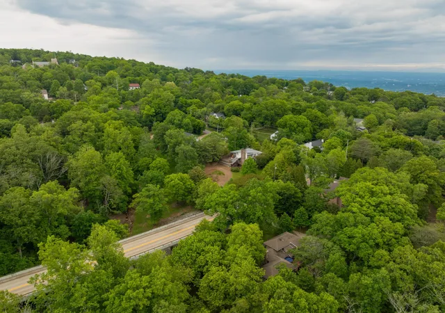 Homes for sale in Lookout Mountain, TN | 508 Scenic Hwy, Lookout Mountain, TN 37350 | MLS# 3211117