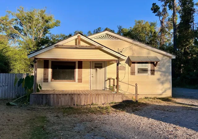 Photo 2 of Single family home for sale at 730 Cravens Dr, Savannah, TN 38372 | MLS# 3211137 | Listing updated on 2026-09-29