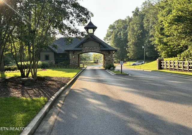 2nd image of 551 Firefly Dr, Loudon, TN 37774 | MLS# 3211224