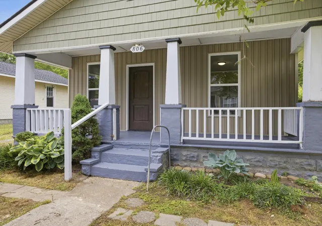 image of 806 Indian Avenue, Rossville, GA 30741 | MLS# 3301775