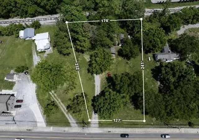 2nd image of 138 W Division St, Mount Juliet, TN 37122 | MLS# 3211306