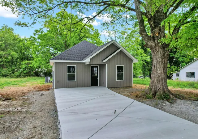 3rd image of 22 Ingleside Avenue, Englewood, TN 37329 | MLS# 3249603