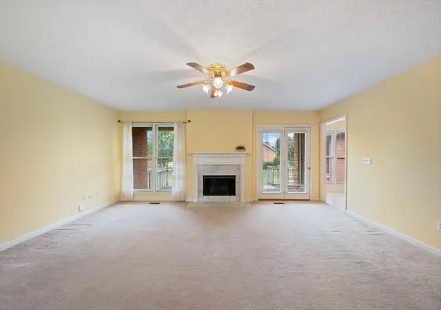 Photo 3 of Single family home for sale at 1725 Holw Oak Dr, Lebanon, TN 37087 | MLS# 3213610 | Listing updated on 2026-08-18