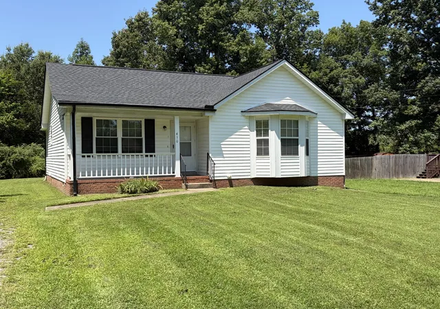 2nd image of 410 Roselawn Dr, Clarksville, TN 37042 | MLS# 3217127