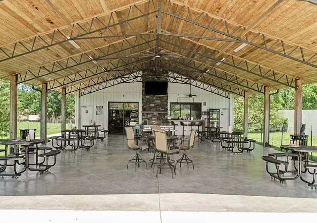 Photo 3 of Sale Pending at 285 Harmony Ln, Smithville, TN 37166 | MLS# 3211722 | Listing updated on 2026-09-04