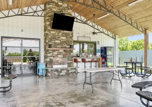 Photo 4 of Sale Pending at 285 Harmony Ln, Smithville, TN 37166 | MLS# 3211722 | Listing updated on 2026-09-04