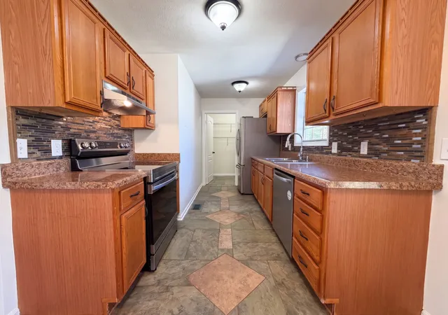 Photo 1 of Single family home for sale at 1037 Shadowbrook Dr, Greenbrier, TN 37073 | MLS# 3211667 | Listing updated on 2026-10-30