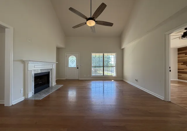 Photo 2 of Single family home for sale at 1037 Shadowbrook Dr, Greenbrier, TN 37073 | MLS# 3211667 | Listing updated on 2026-10-30