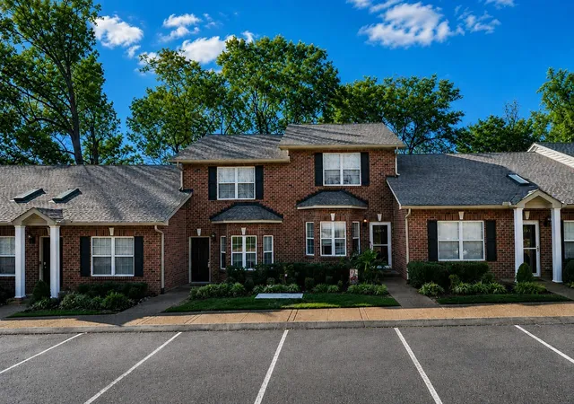 1st image of 1307 Cashmere Dr, Thompson's Station, TN 37179 | MLS# 3213812