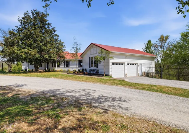 3rd image of 579 Ford Rd, Lebanon, TN 37087 | MLS# 3211778