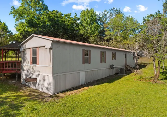 Photo 1 of Manufactured home for sale at 54 Frederick Pl, Linden, TN 37096 | MLS# 3211805 | Listing updated on 2026-09-13