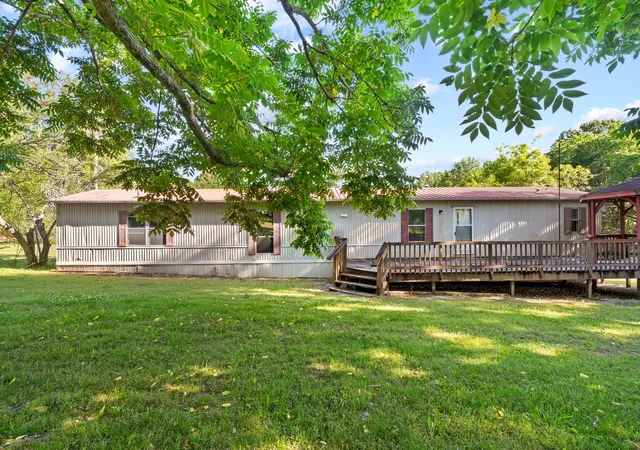 Photo 3 of Manufactured home for sale at 54 Frederick Pl, Linden, TN 37096 | MLS# 3211805 | Listing updated on 2026-09-13