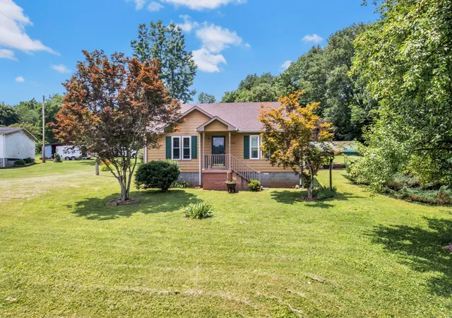 Single family home for sale at 7898 Highway 41 N, Adams, TN 37010 | MLS# 3598704