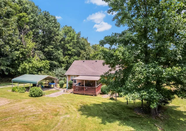 Photo 3 of Single family home for sale at 7898 Highway 41 N, Adams, TN 37010 | MLS# 3598704 | Listing updated on 2026-09-24
