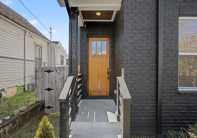 Photo 2 of Townhouse for sale at 1909a 15th Avenue N, Nashville, TN 37208 | MLS# 3230590 | Listing updated on 2026-07-07