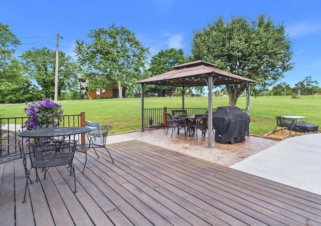 2nd image of 128 County Road 101, Riceville, TN 37370 | MLS# 3213400