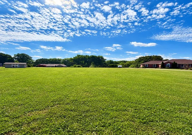 Land for sale at 0 Cedar Ct, Lawrenceburg, TN 38464 | MLS# 3216094